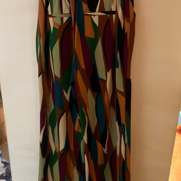 Multicolor Abstract Pattern Skirt - Picture 2 of 4